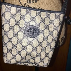 Authentic Vintage Gucci Crossbody *FINAL MARK DOWN